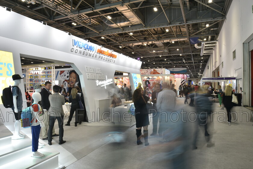 Exhibition Aisle 
 A busy exhibition aisle with movement at an event in Londons Excel 
 Keywords: Event venue, excel, london, uk, exhibition, busy, event photographer,