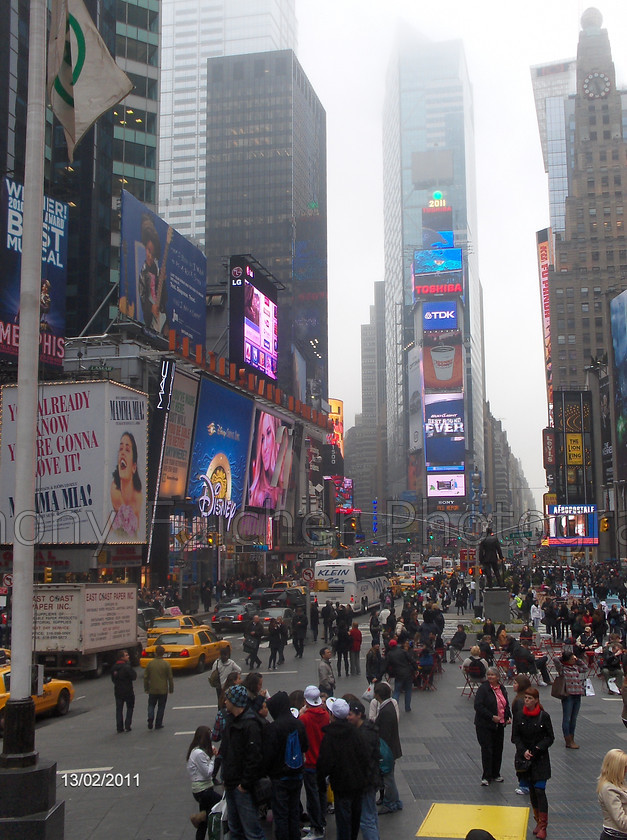 HPIM4556 
 General images from New York 
 Keywords: NYC
New York
Big Apple
Time Square
Broadway
Skyscraper
Yellow cab
Taxi
General