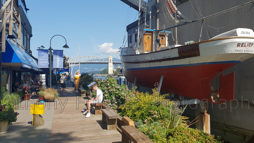 Graville Island 
 Keywords: Travel
Canada
Vancouver
Granville island